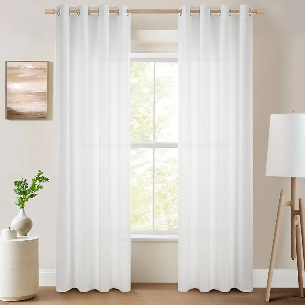 Rideaux fins blancs