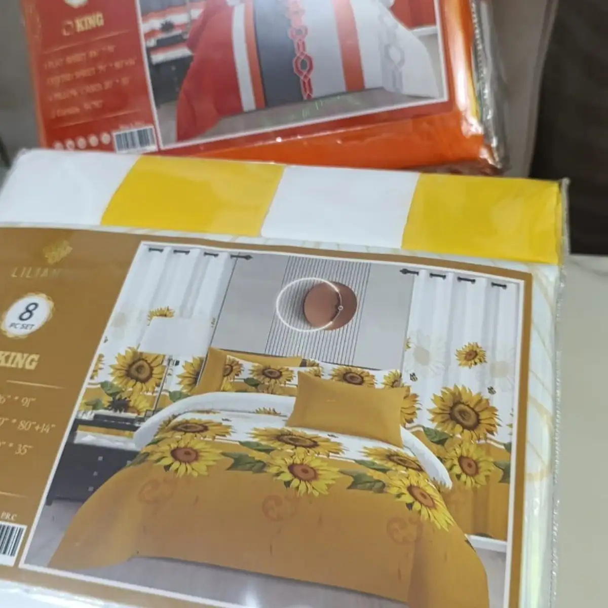 Parure jaune motifs colorés